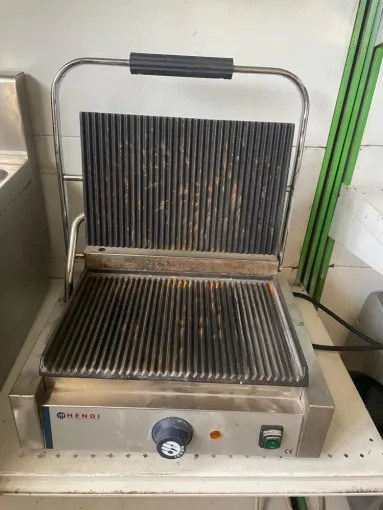 🥪 Grill Panini Professionnel – Offrez le croustillant parfait pour seulement 290 €, Marseille, F.C PRO
